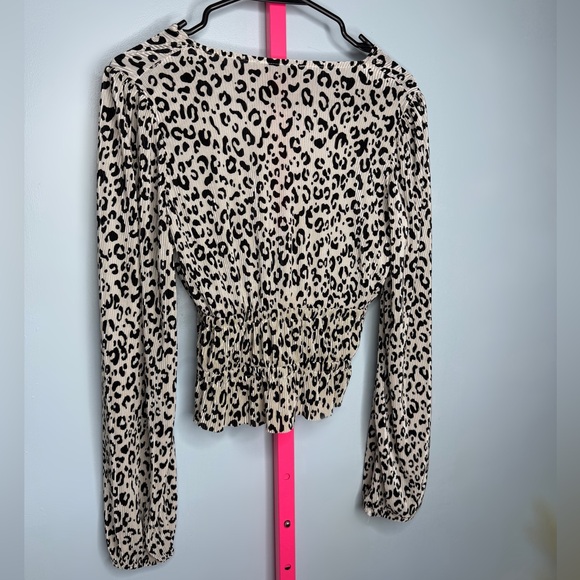 Zara Leopard Print Plissé Tie Front Crop Top size medium - Picture 5 of 5